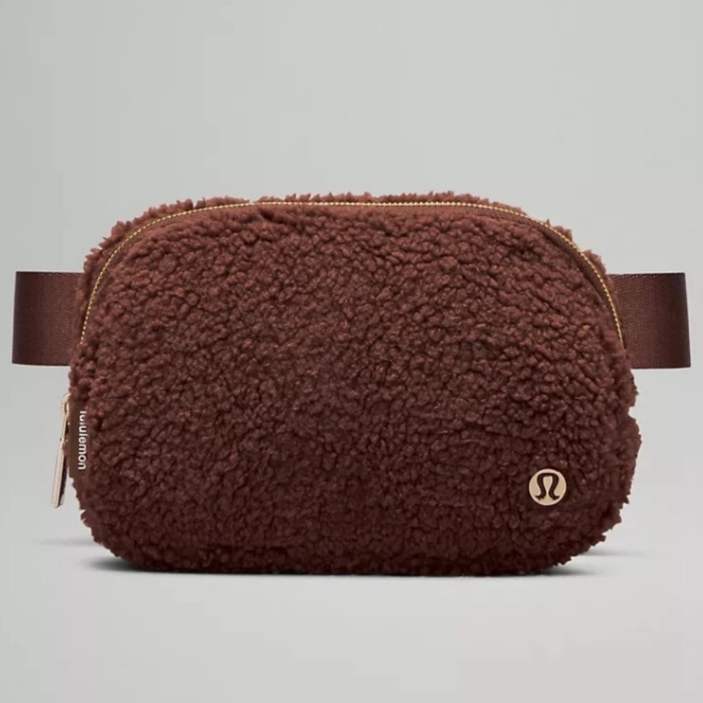 lululemon Chocolate Brown Fleece Bag